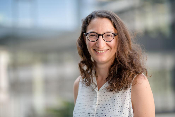 Prof. Clara Saraceno, who leads the Photonics and Ultrafast Laser Science (PULS) group at Ruhr University Bochum